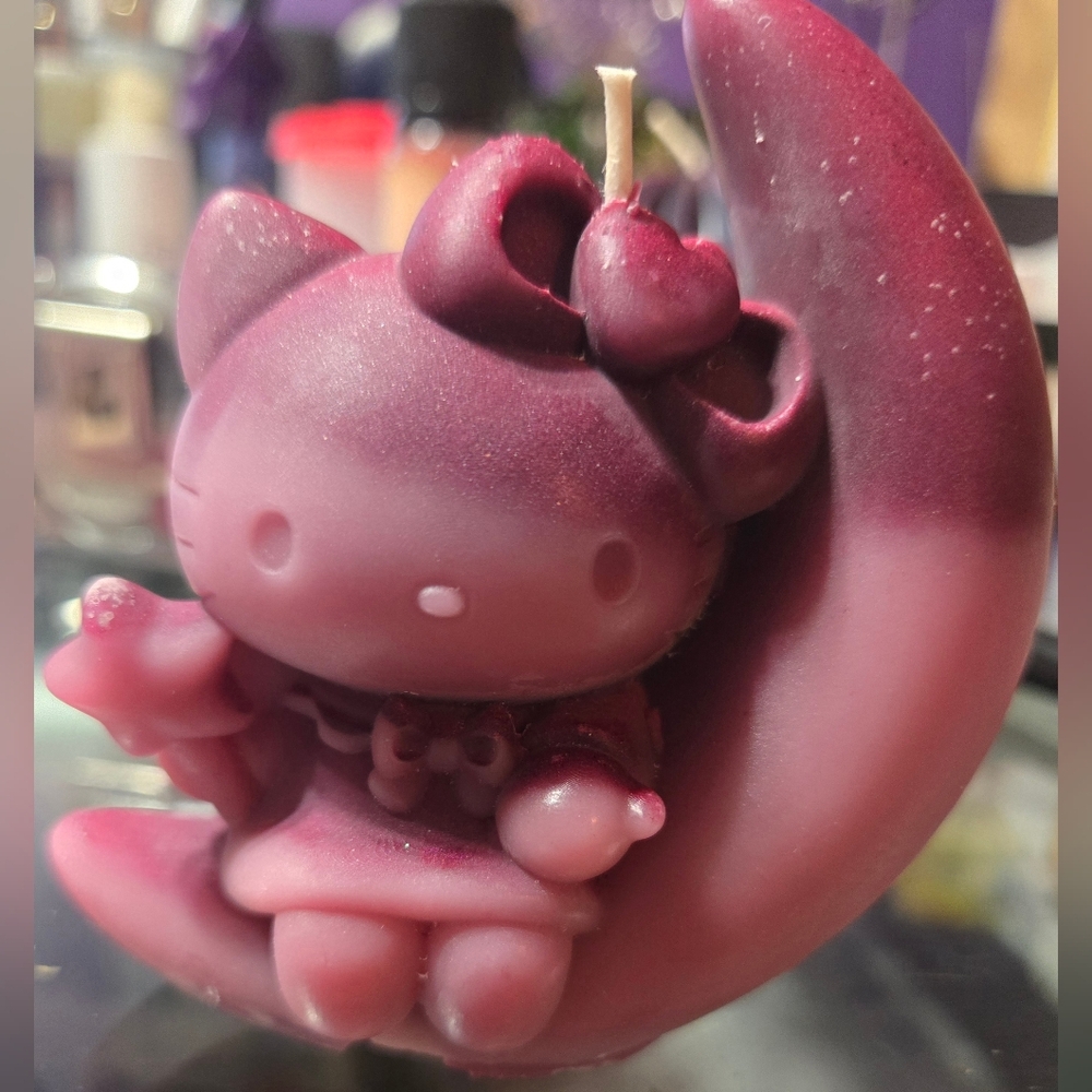 Hello Kitty Colorblock Candle - Picture 5 of 6